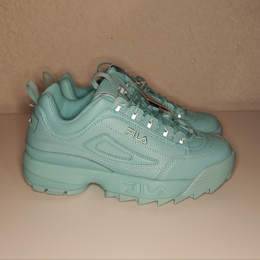 NWT FILA Disrupter Blue